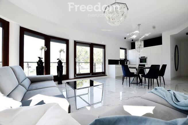 Nowoczesny apartament blisko centrum