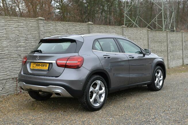 GLA 180 Full LED Navi Kamera Asystenci Szyberdach Półskóra