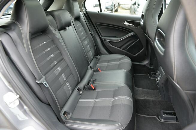 GLA 180 Full LED Navi Kamera Asystenci Szyberdach Półskóra