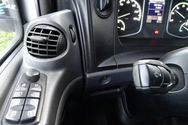 Mercedes Atego 1621 tylko 252 tys.km udokumentowane, kontener z windą
