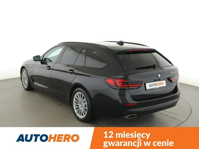 FV23 520e PHEV Automat Panorama Navi Tempomat Head-Up Grzana Skóra LED