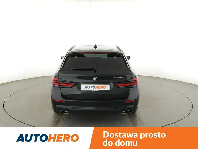FV23 520e PHEV Automat Panorama Navi Tempomat Head-Up Grzana Skóra LED