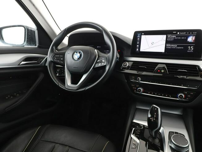 FV23 520e PHEV Automat Panorama Navi Tempomat Head-Up Grzana Skóra LED