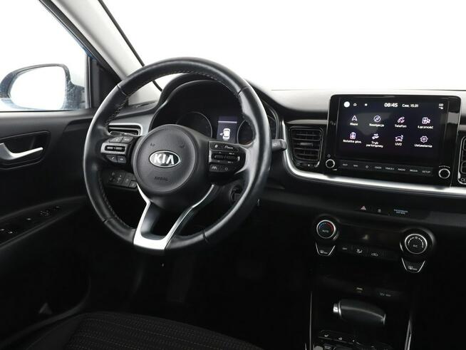 Kia Stonic automat klima auto grzane fotele navi kamera i czujniki parkowania