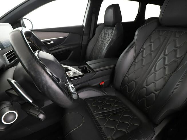 Peugeot 5008 7 os. automat full LED navi panorama skóra kamery