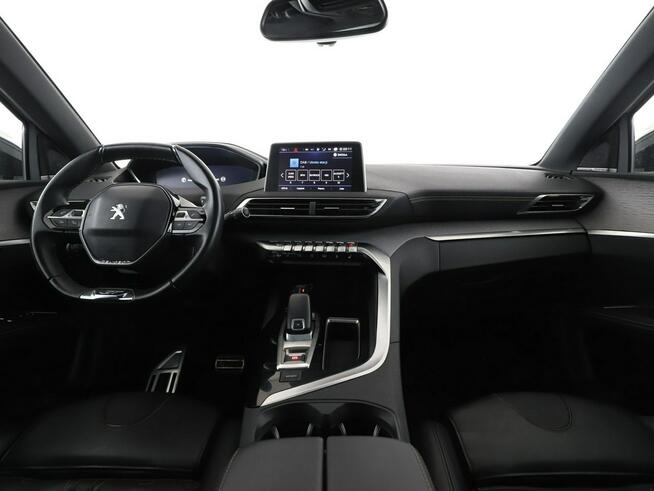 Peugeot 5008 7 os. automat full LED navi panorama skóra kamery