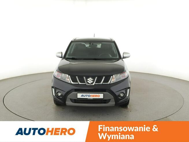 Suzuki Vitara skóra/alcantara navi klima auto grzane fotele kamera i czujniki parkow