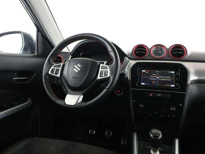 Suzuki Vitara skóra/alcantara navi klima auto grzane fotele kamera i czujniki parkow