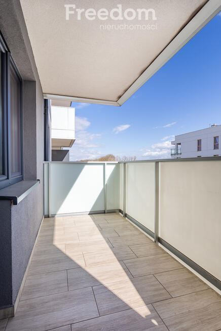 Mieszkanie 2 - pokojowe, blok z windą