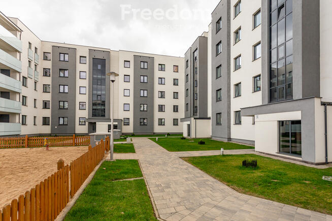 Mieszkanie 2 - pokojowe, blok z windą