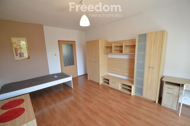 Kawalerka z balkonem.