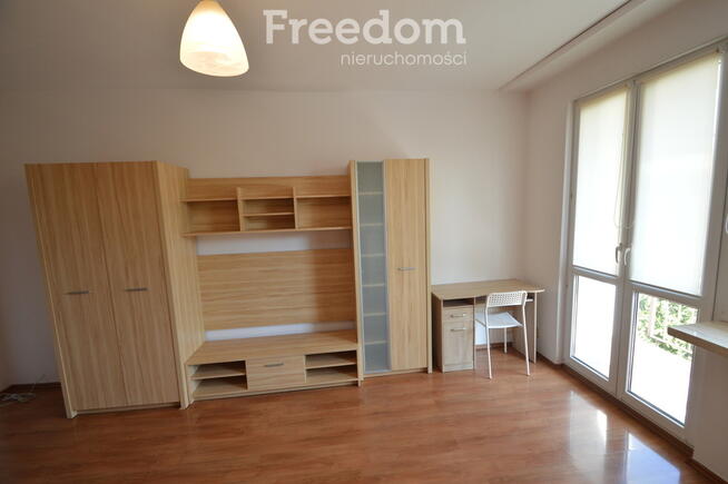 Kawalerka z balkonem.