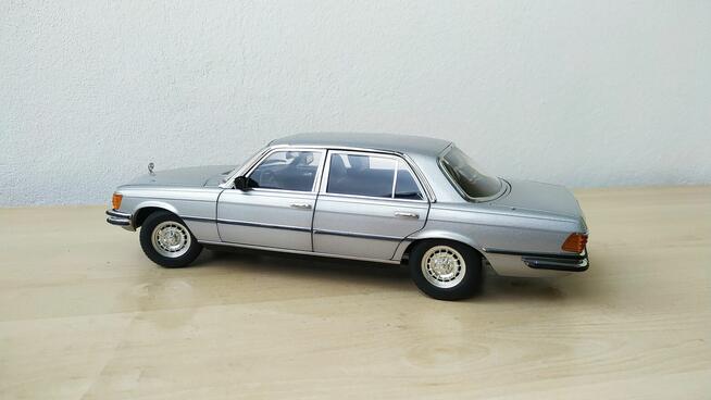 MERCEDES BENZ W 116 REVEL skala modelu 1/18