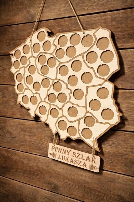 Drewniana Mapa Polski Na Kapsle Od Piwa