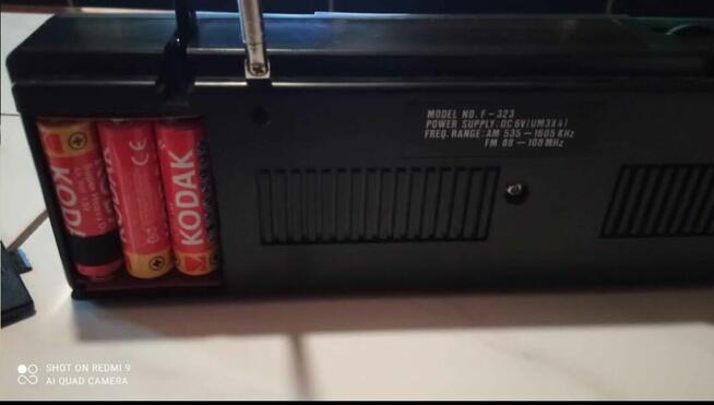 Małe radio tranzystorowe sprzedam