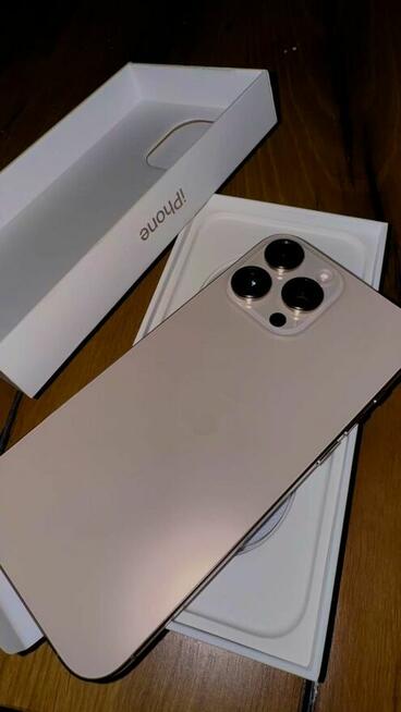 iPhone 16 Pro Max na sprzedaż (kupiony kilka tygodni temu)