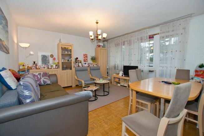 Korczaka, centrum, 4-pok. 70,5m2 na parterze.