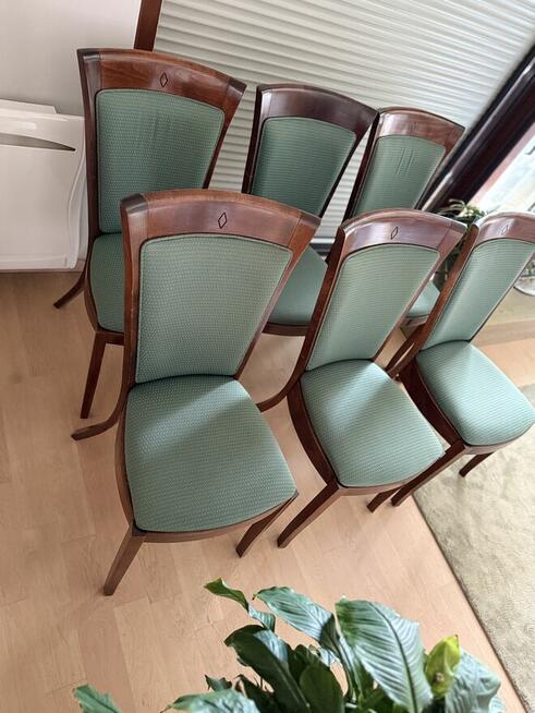 krzesła firmy FAMEG