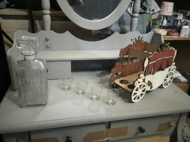 Toaletka oraz wóz dla kolekcjonerów