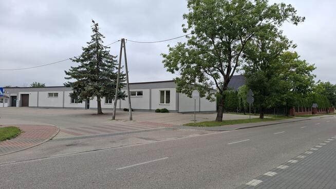 Lokal usługowy 470m² w centrum Troszyna + parking