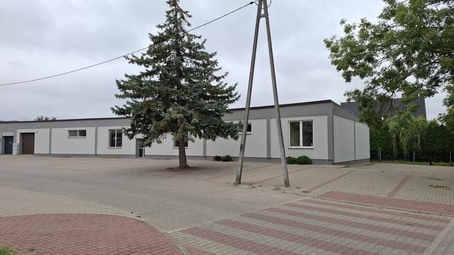 Lokal usługowy 470m² w centrum Troszyna + parking