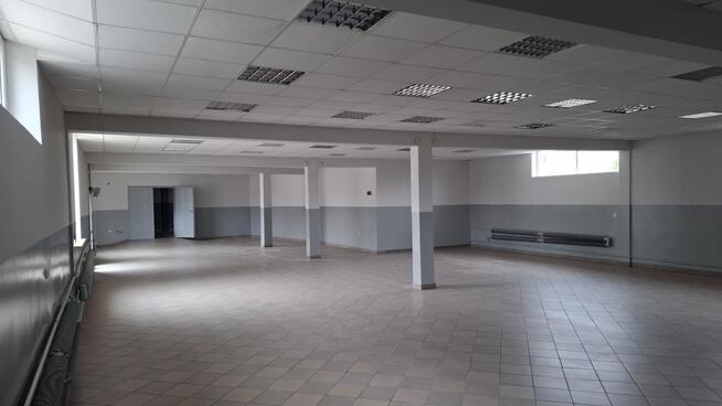 Lokal usługowy 470m² w centrum Troszyna + parking