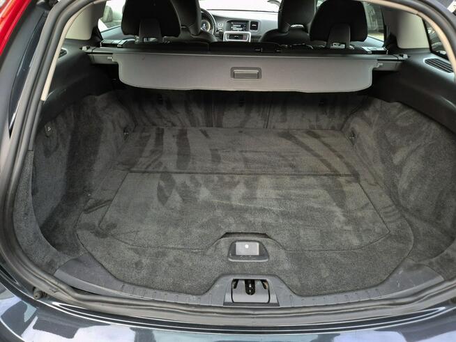 V60 2.0 D3 MOMENTUM 136KM XENON skóra NAVI pdc SERWIS bezwypadek 2014