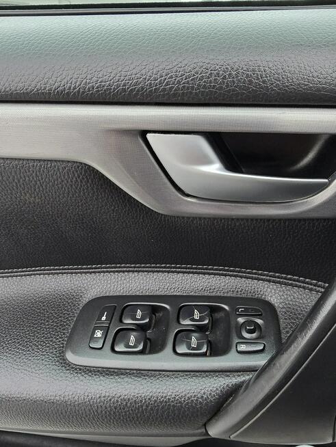 Volvo S60 2,4D-5 .LIFT.Serwis.Skóry.Navigacja.Klimatr 2 str.Tempomat.OKAZJA