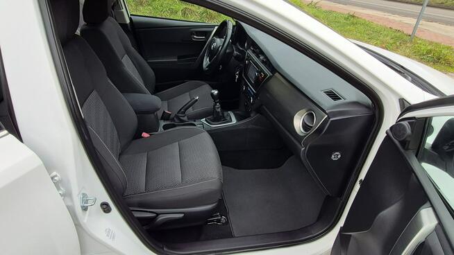 Toyota Auris _1.6 132KM_Navi_Led_Kamera_Climatronic_Serwis_