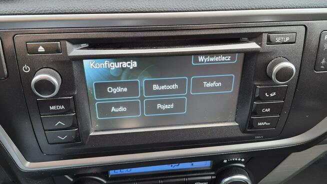Toyota Auris _1.6 132KM_Navi_Led_Kamera_Climatronic_Serwis_
