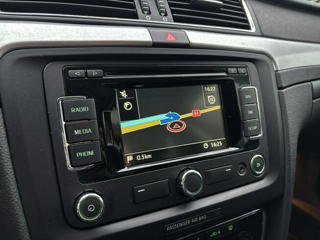 Superb 2.0 TDI 140km Business BIXENON navi HAK pamięć foteli SERW 2016