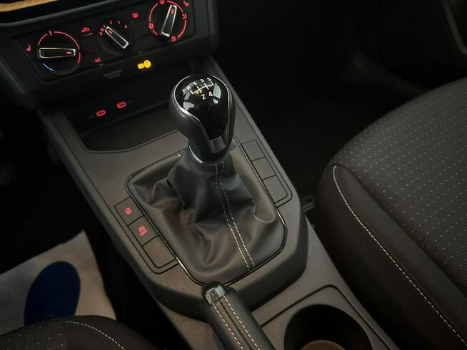 Seat Ibiza 1,0 MPI (95 KM) Style + Pakiet Zimowy Salon PL F-Vat