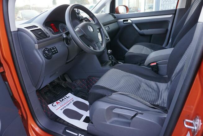 Volkswagen Touran zarejestrowany, ubezpieczony