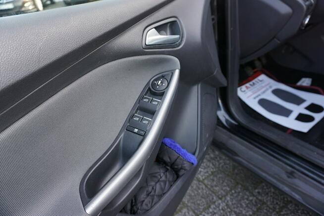 Ford Focus zarejestrowany, ubezpieczony