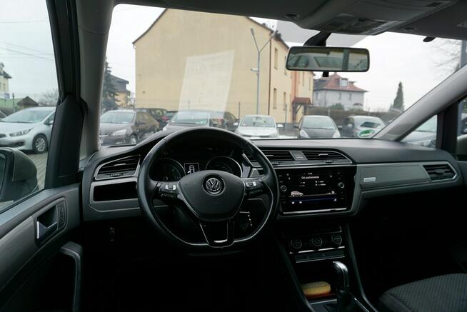 Volkswagen Touran zarejestrowany, ubezpieczony