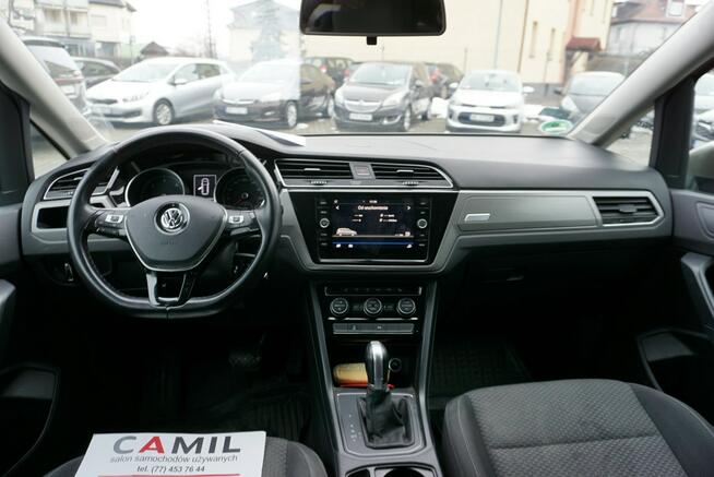 Volkswagen Touran zarejestrowany, ubezpieczony