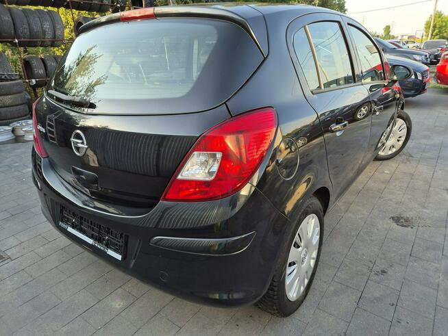 Opel Corsa 1.4 87km SKÓRA klima BEZWYPADEK serwis 2012