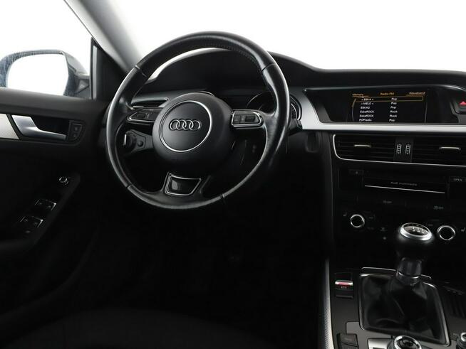 Audi A5 klima auto navi grzane fotele xenon/LED czujniki parkowania