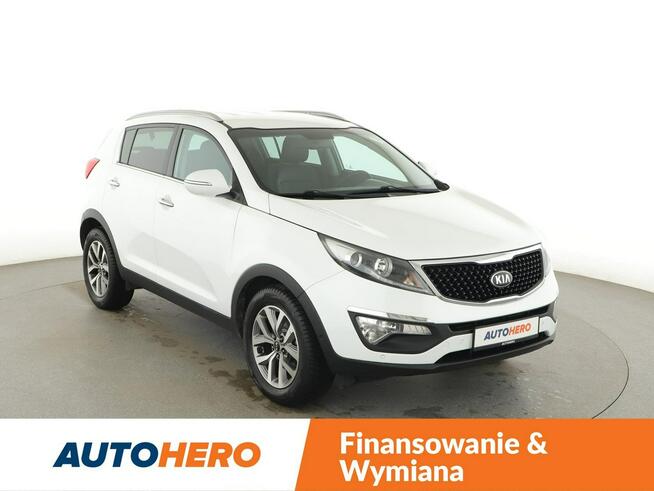 Kia Sportage skóra navi klima auto grzane fotele czujniki parkowania