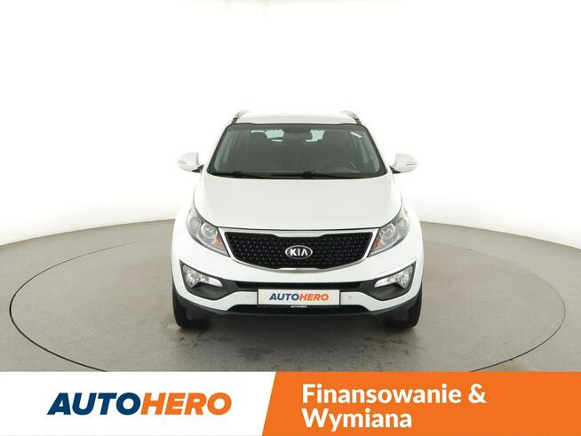 Kia Sportage skóra navi klima auto grzane fotele czujniki parkowania