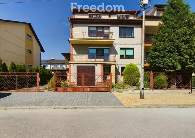 Przestronny dom gotowy do zamieszkania