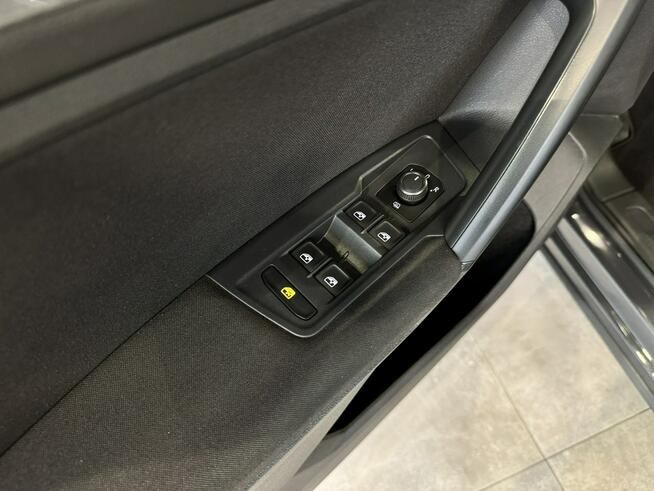 Volkswagen Tiguan VAT 23% Life 2.0TDI 150KM DSG 2022 r., salon PL, I właściciel