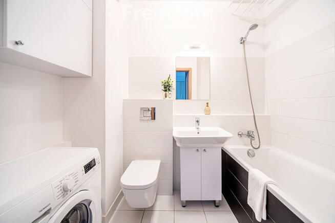 2 pokoje- w cenie garaż i komórka lokatorska