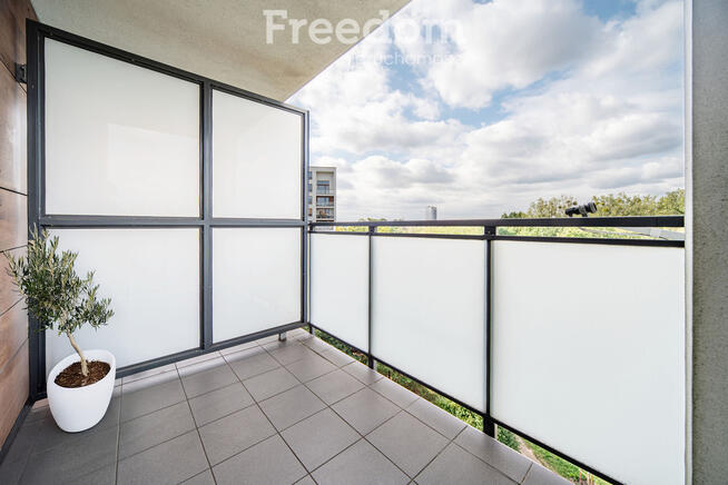 2 pokoje- w cenie garaż i komórka lokatorska