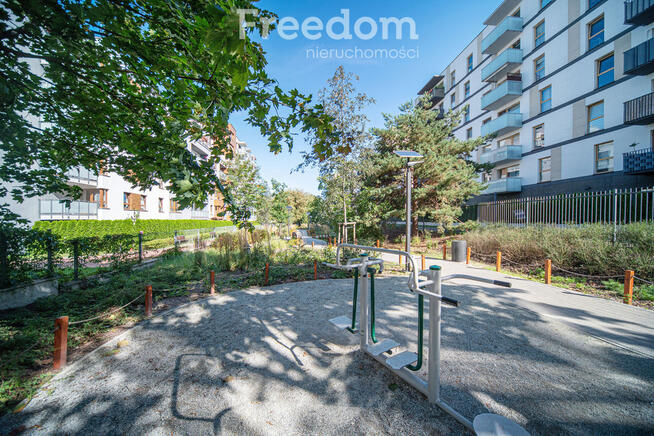 2 pokoje- w cenie garaż i komórka lokatorska