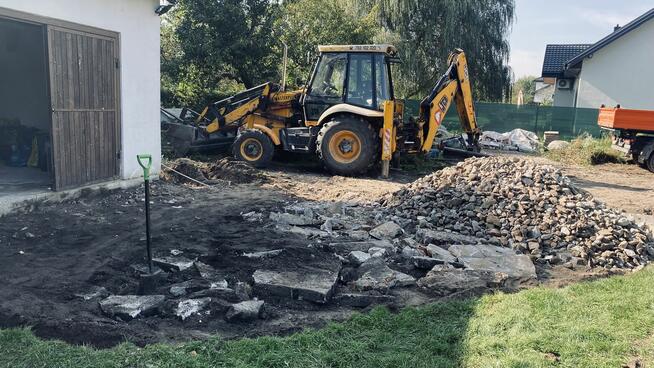 Ziemia Ogrodowa Usługi Koparka Transport