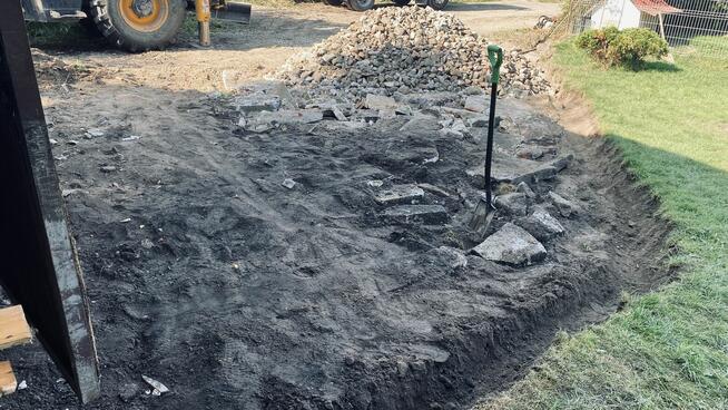 Ziemia Ogrodowa Usługi Koparka Transport