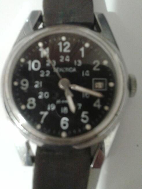 różne zegarki nakręcane i inne