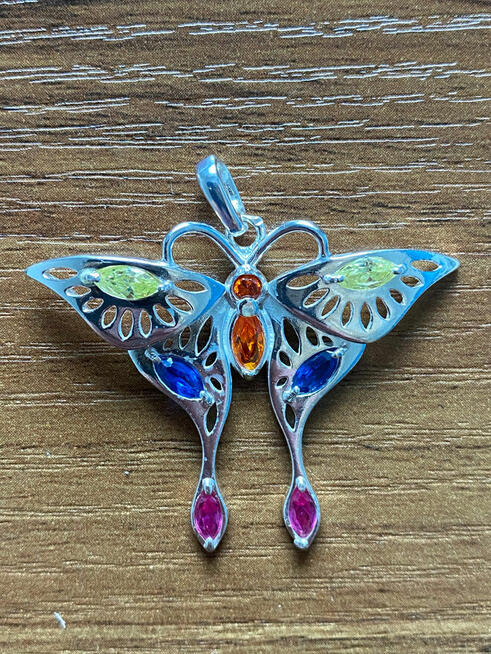 Syndyk sprzeda biżuterię