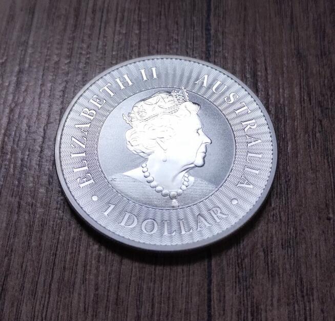 Srebrna moneta Australijski Kangur 1 oz tuba 25 sztuk
